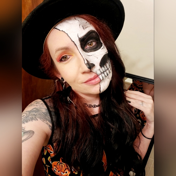 Meet your Posher, Crystal - Picture 16 of 16